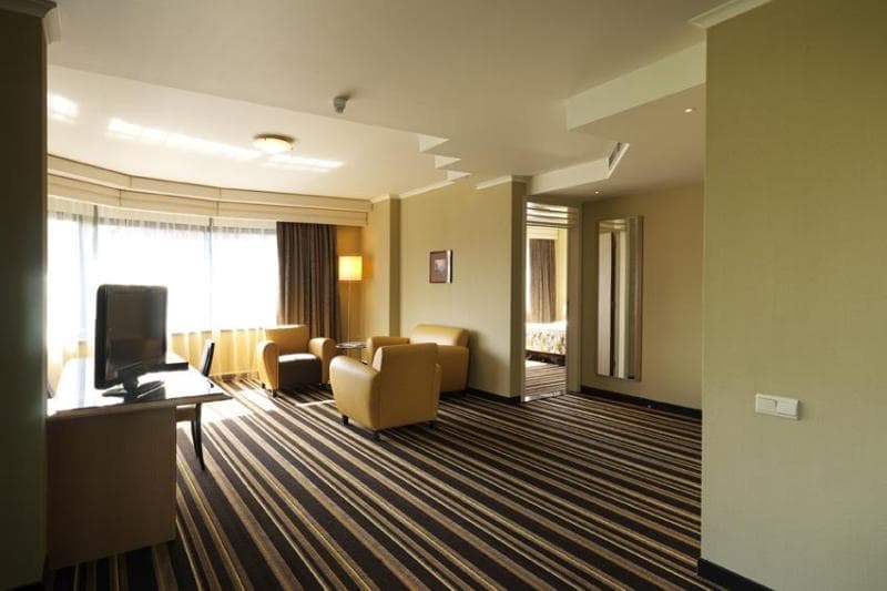 TOP CityLine Hyllit Hotel 5