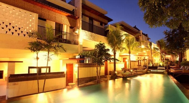Marbella Pool Suite main