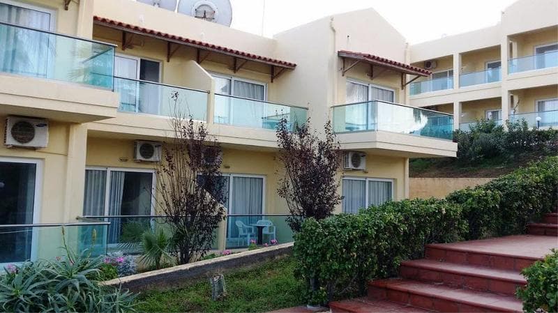 Saradari Beach Hotel - Adults Only 4