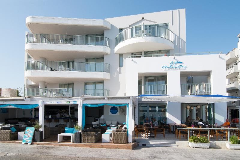 Alia Beach Hotel 4