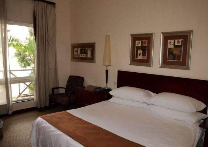 Oakwood Park Hotel 3