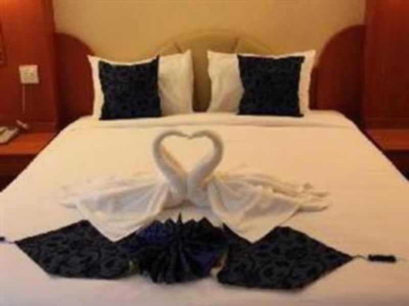 Poonsook Residence Hotel 3