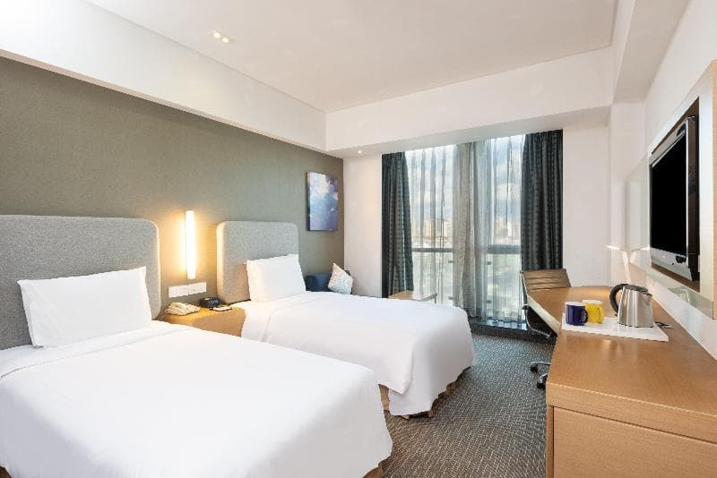 Holiday Inn Express Shanghai Jinsha 3