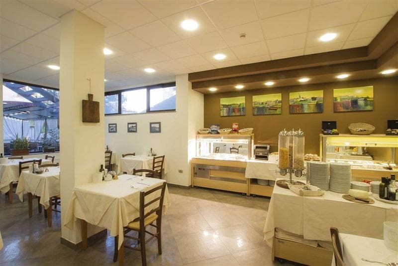 Hotel Domomea 3