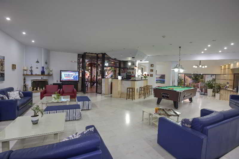 Latania Studios & Apartments 4