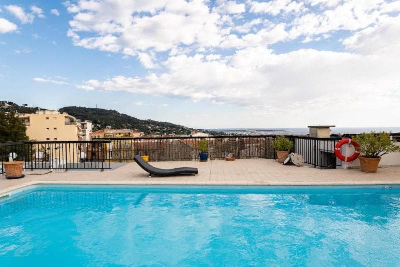 Adonis Cannes Hotel Thomas 4