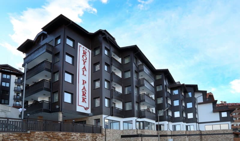 Royal Park Apartments photo 1