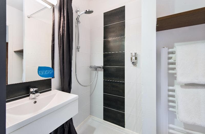 Sure Hotel by Best Western Guerande 4