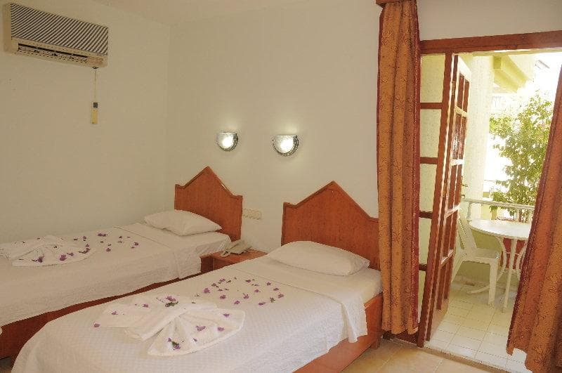 Ares City Hotel photo 1