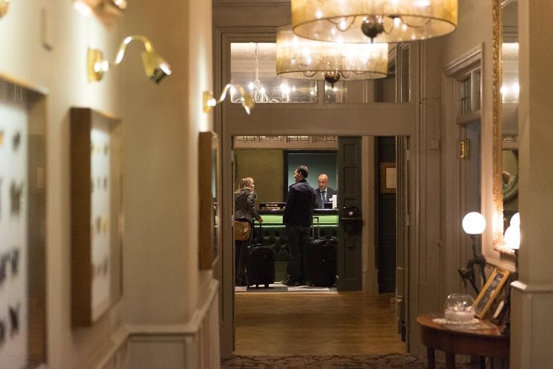 Crown Manor House - New Forest Hotel 3