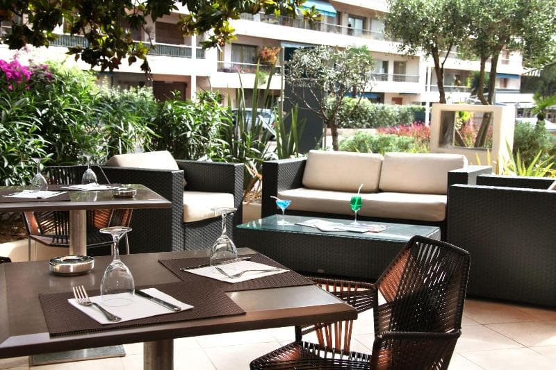 AC Hotel Ambassadeur Antibes - Juan-les-Pins 3