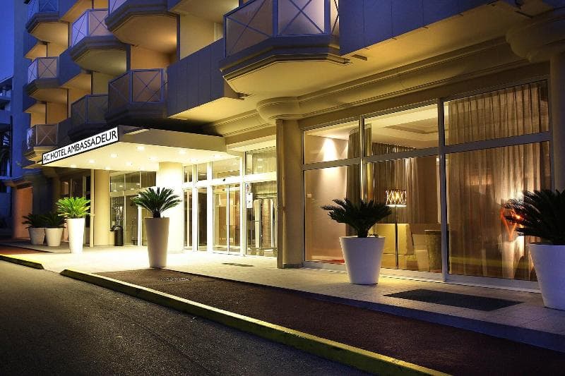 AC Hotel Ambassadeur Antibes - Juan-les-Pins 4