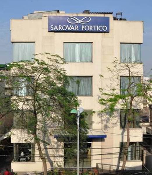 Sarovar Portico Naraina photo 1