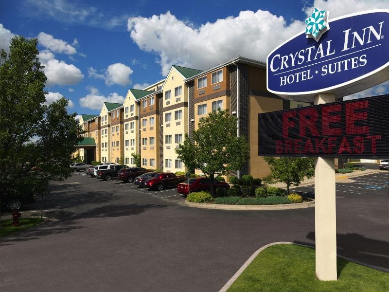 Crystal Inn Hotel & Suites Midvalley photo 1