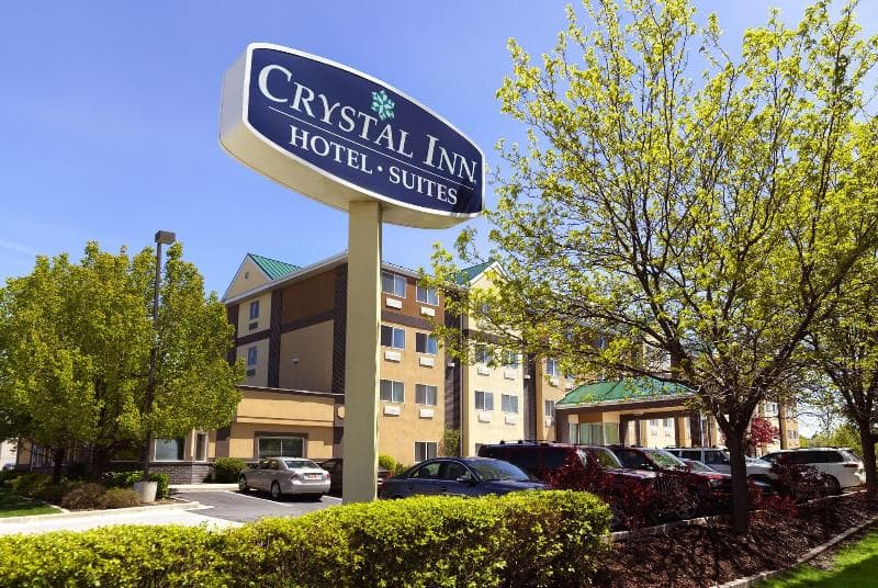 Crystal Inn Hotel & Suites Midvalley 2