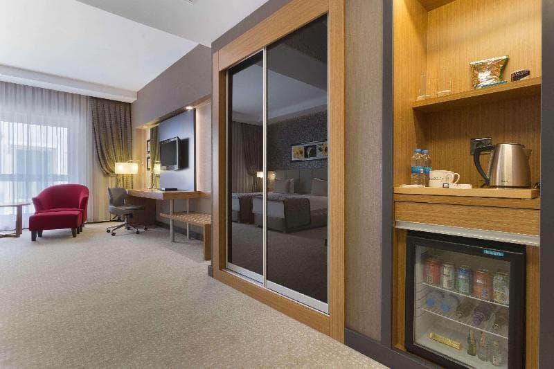 Ramada Plaza by Wyndham Izmit 4