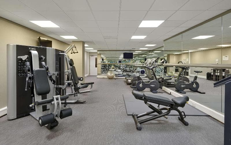 Hyatt Place London Heathrow Airport 2
