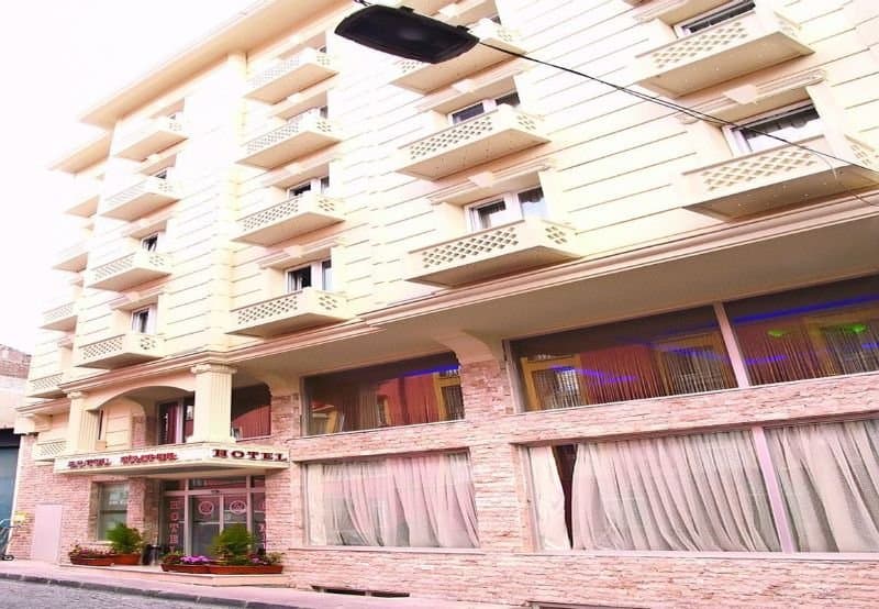 Simper Hotel photo 1