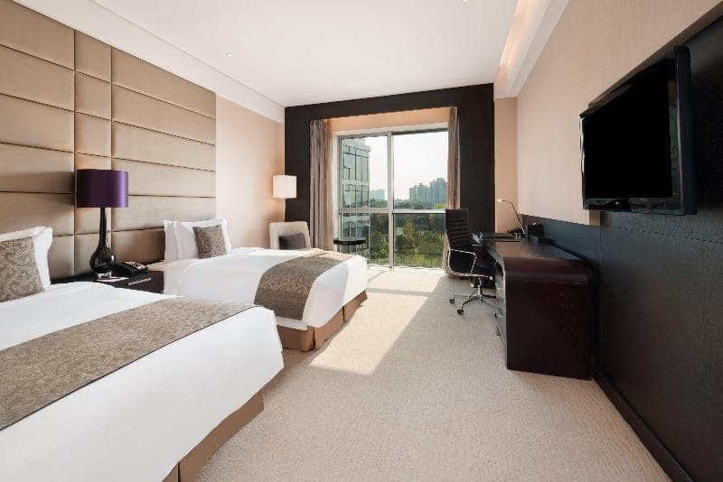 Crowne Plaza Shanghai Xiayang Lake 3