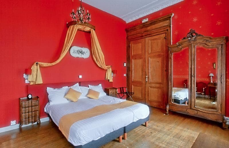 Château De Moulin Le Comte 2
