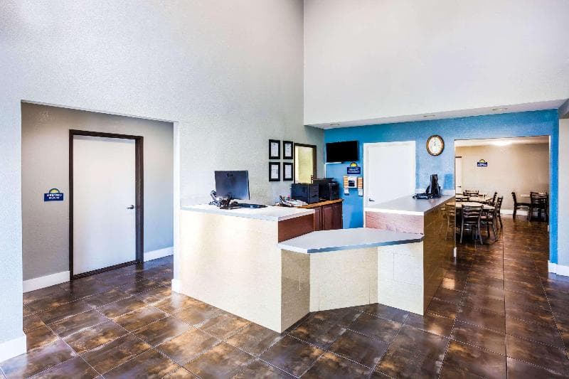 SureStay Hotel by Best Western Chula Vista San Diego Bay 4