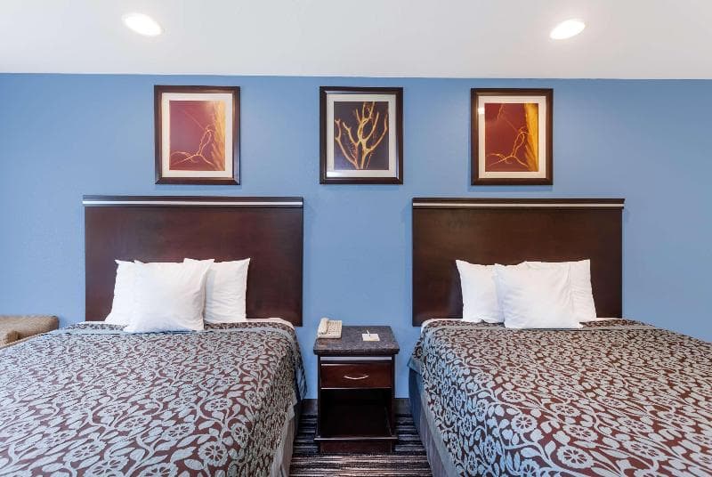 SureStay Hotel by Best Western Chula Vista San Diego Bay 5