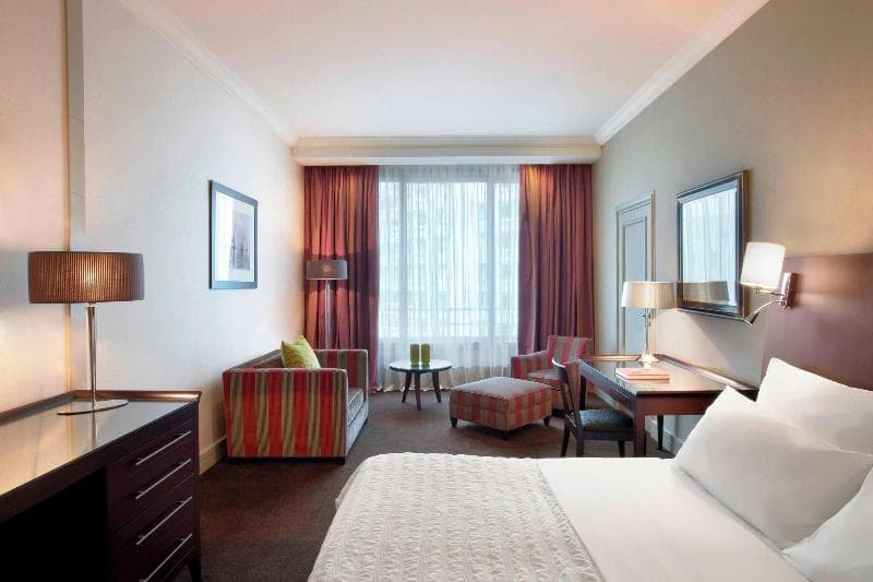 Le Meridien Beach Plaza 2