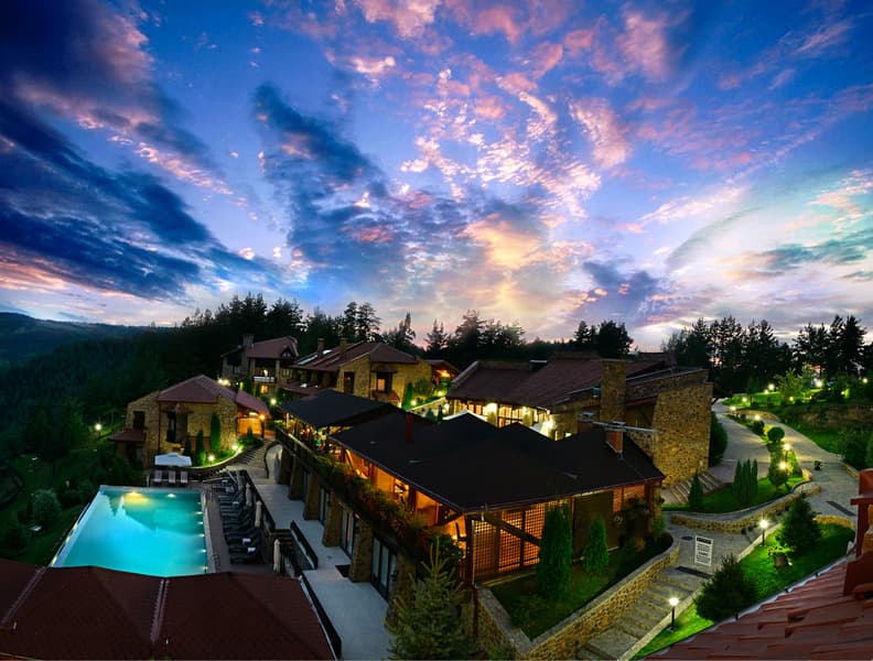 Aurora Resort & Spa main