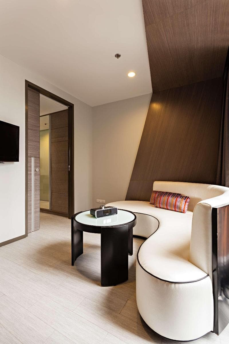 Best Western Plus Sukhumvit 1 3