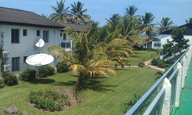 Bungalow Beach photo 1