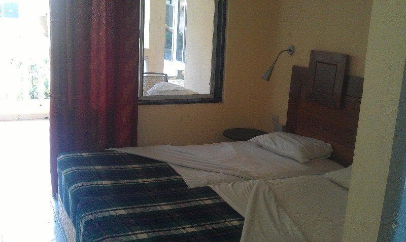 Sarge's Hotel 3