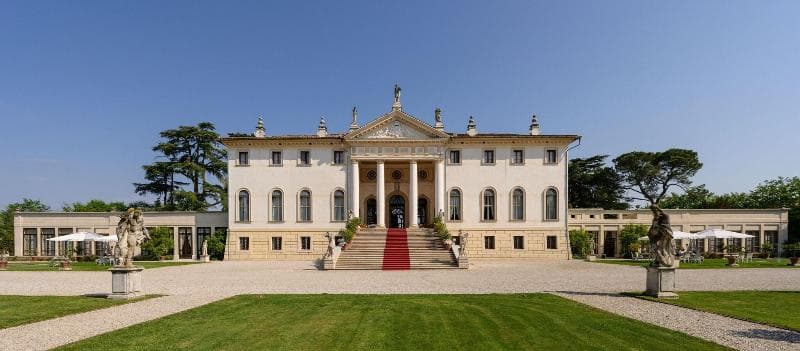 Villa Cornér della Regina main