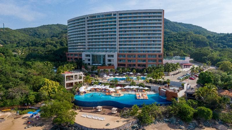 Azul Ixtapa Grand All Suites Spa & Convention Center photo 1