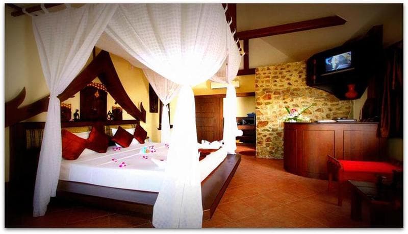 Boomerang Village Resort main