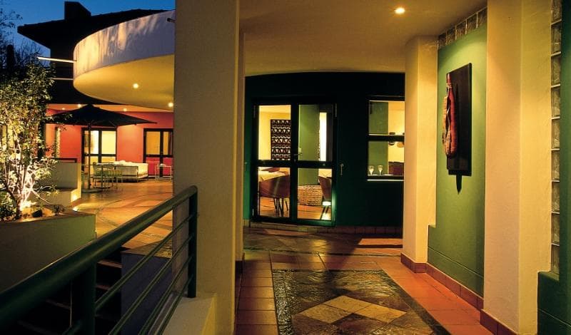 Ten Bompas Hotel 2