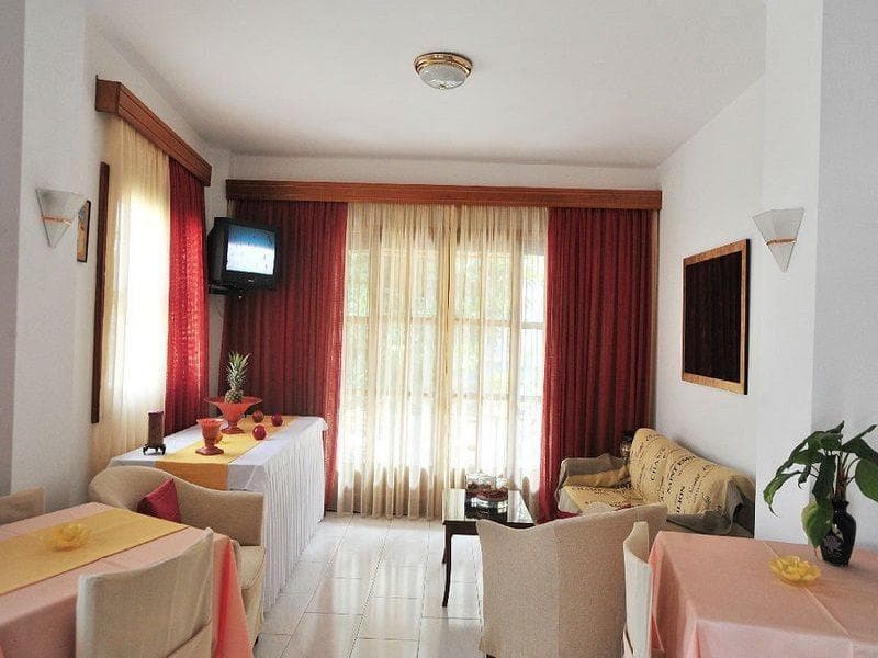 Sama Hotel 4