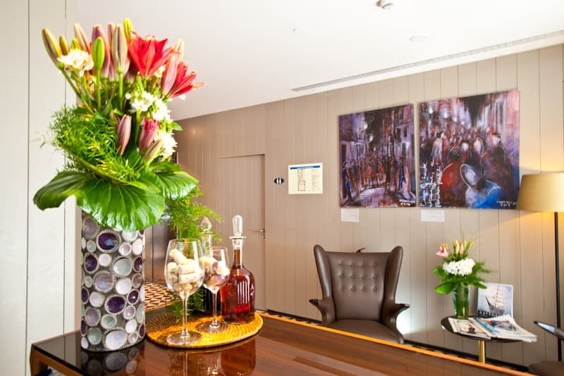 Lisboa Carmo Hotel 3