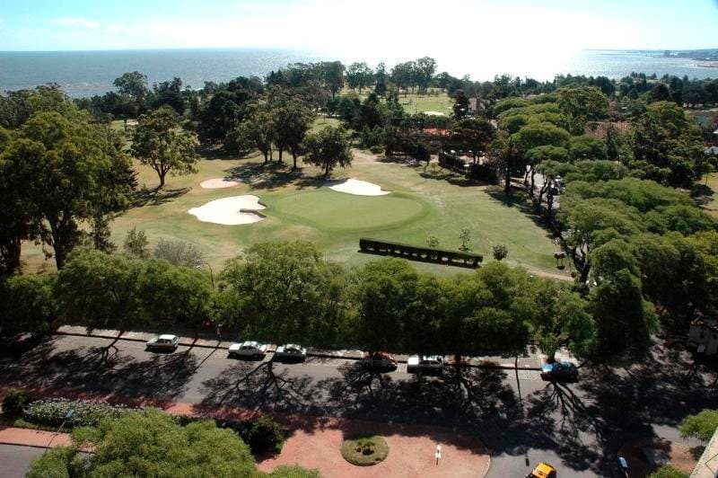 Regency Golf - Hotel Urbano photo 1