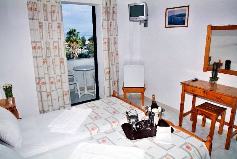 Hotel Prassino Nissi 4