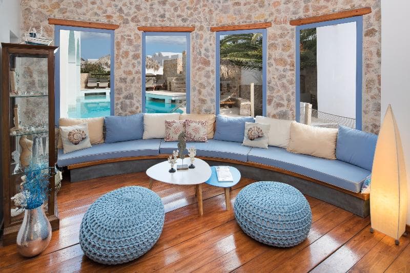 Meltemi Luxury Suites 2