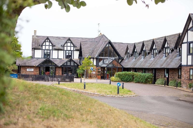 Best Western Bristol North The Gables Hotel photo 1
