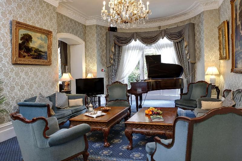 Best Western Swiss Cottage Hotel 2