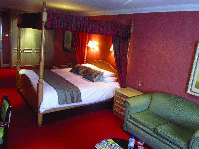 Consort Hotel 3