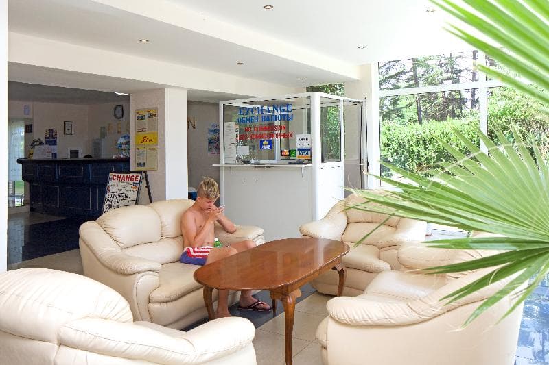 Hotel Arda 5