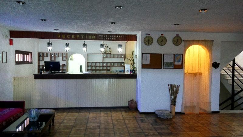 Oasis Hotel & Bungalows 4