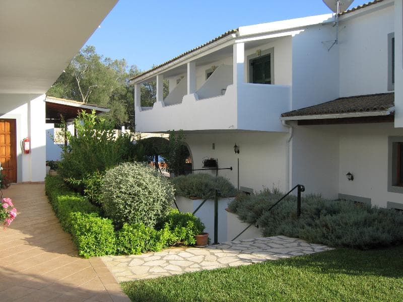 Paradise Inn 5