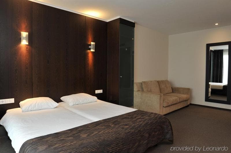 Golden Tulip West Ende 2