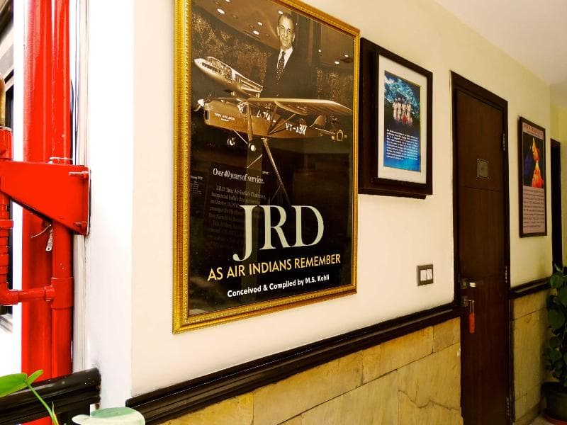 Hotel The Legend Inn photo 1