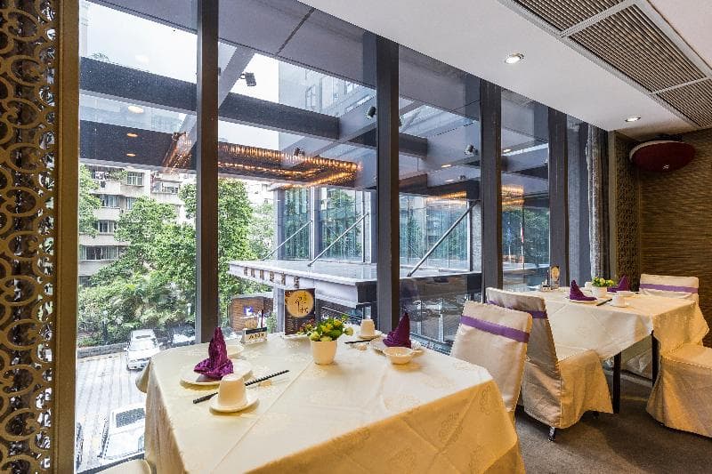 La Perle International Hotel 4