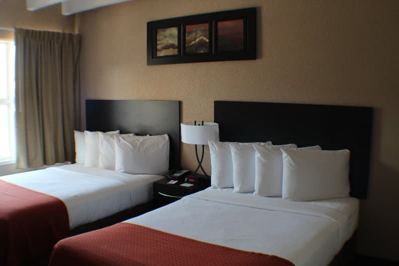 The Beach House Inn 4